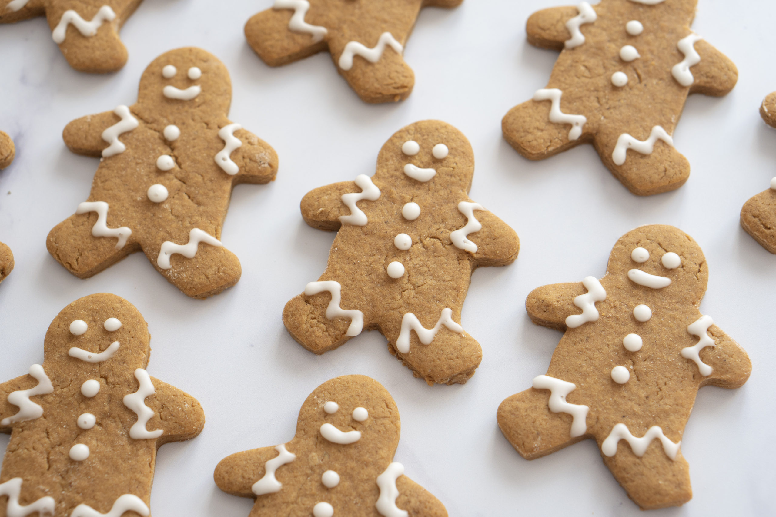 Gingerbread Cookies - The Crowded Fridge