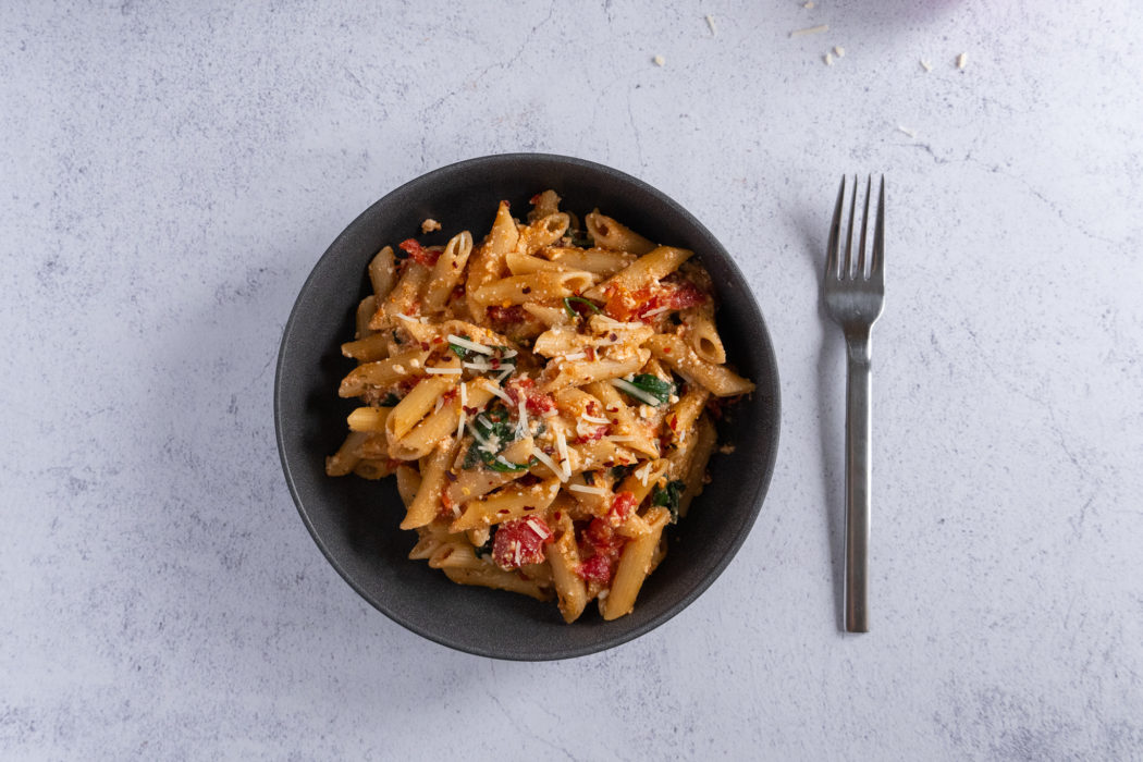 One-Pot Creamy Tomato Basil Pasta One-Pot Creamy Tomato Basil Pasta
