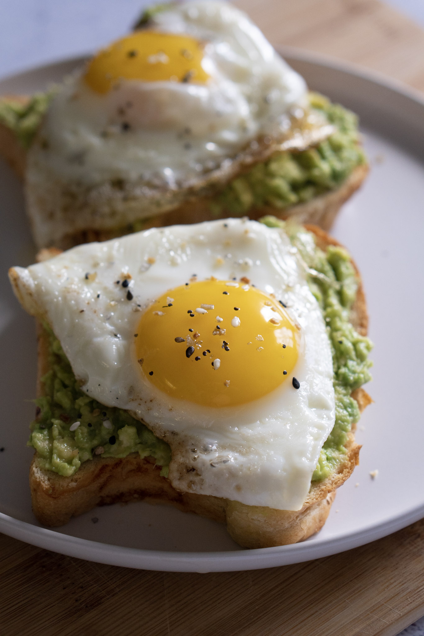 Avocado Toast WIth Eggs