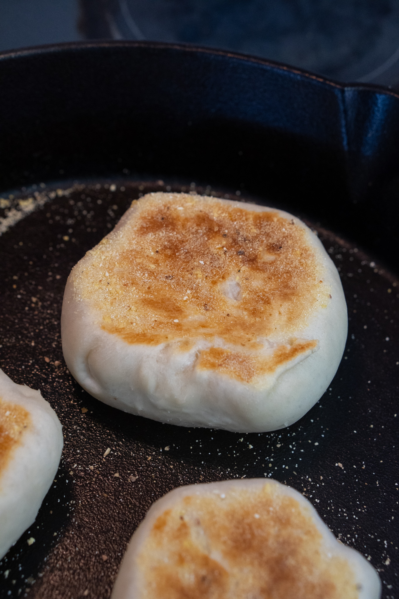 Cooking English Muffins