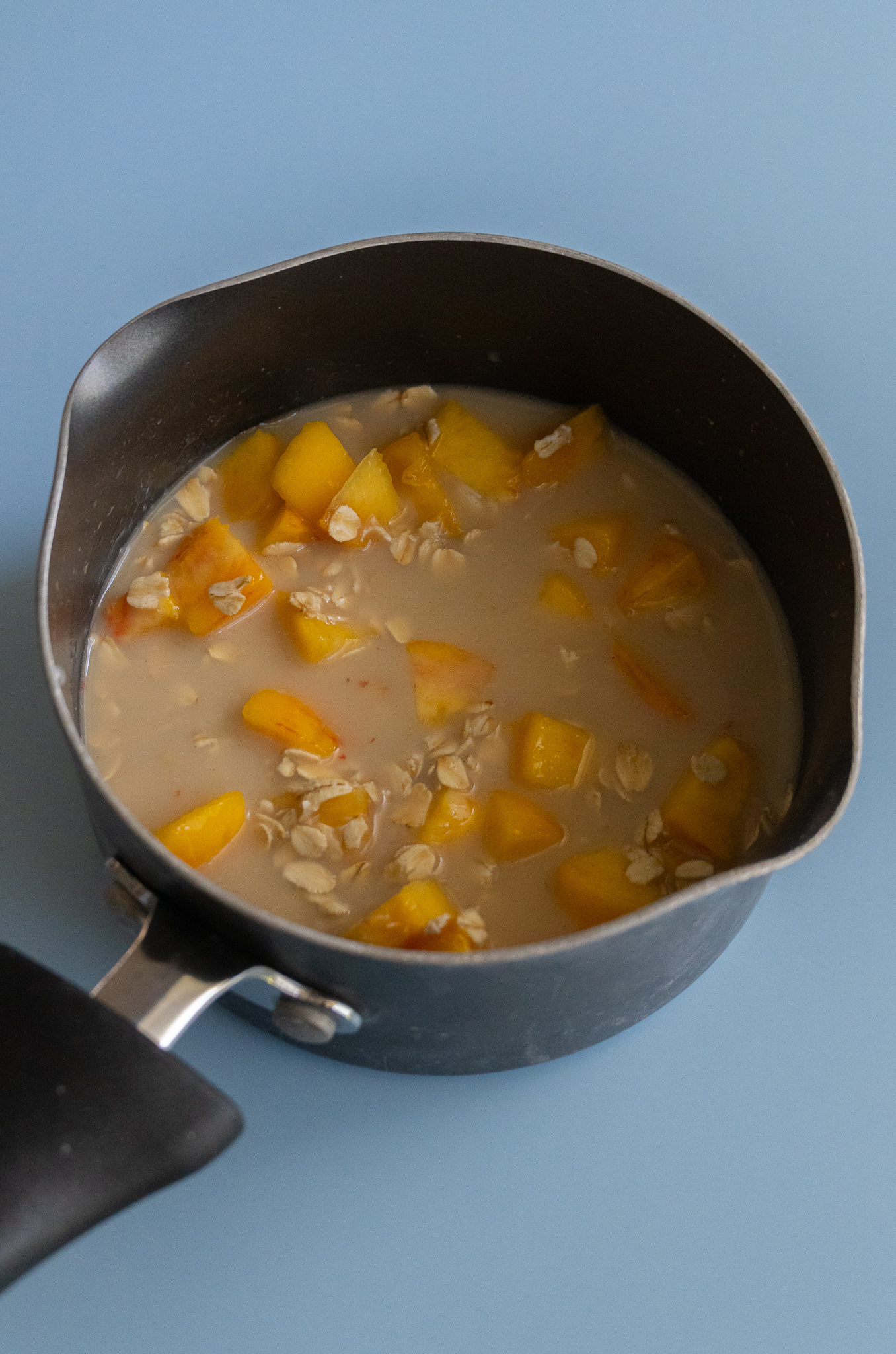 peaches and oatmeal