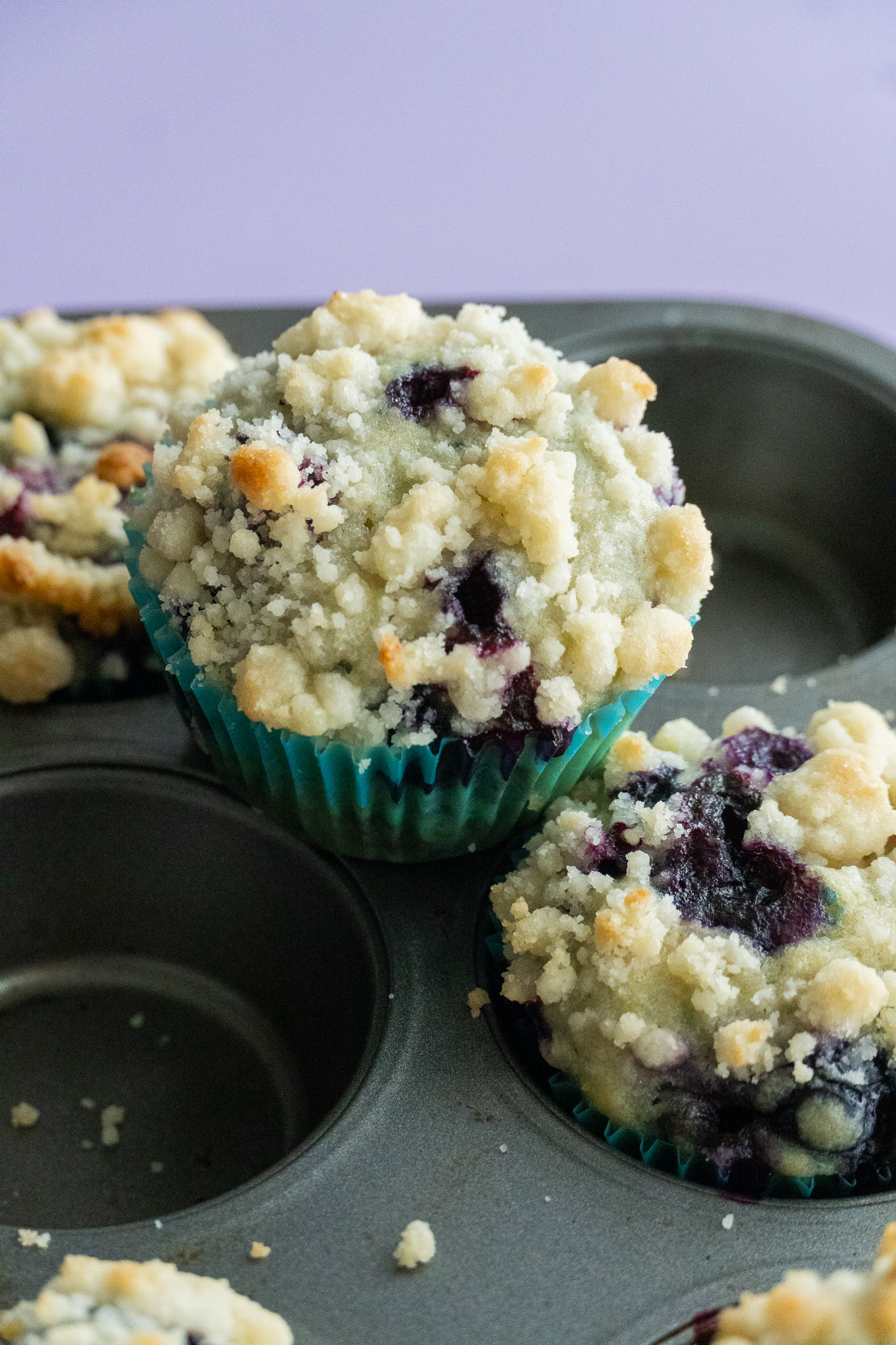 Blueberry Muffin With Crumble Topping