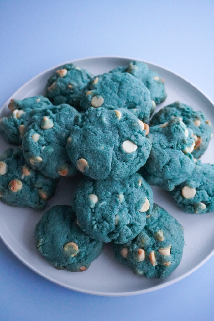 White Chocolate Chip Cookies