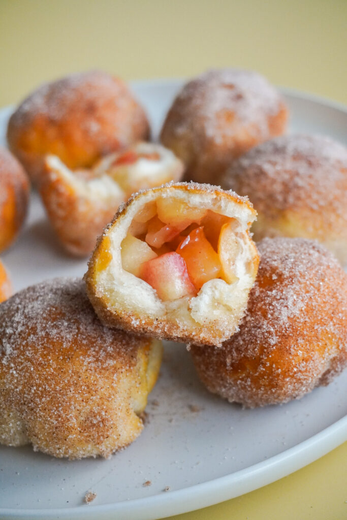Apple Pie Bites