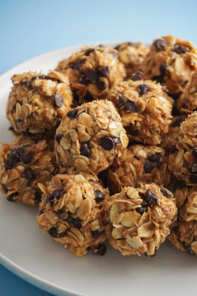 Banana Peanut Butter Energy Bites