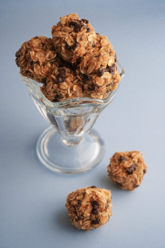 Banana Peanut Butter Energy Bites